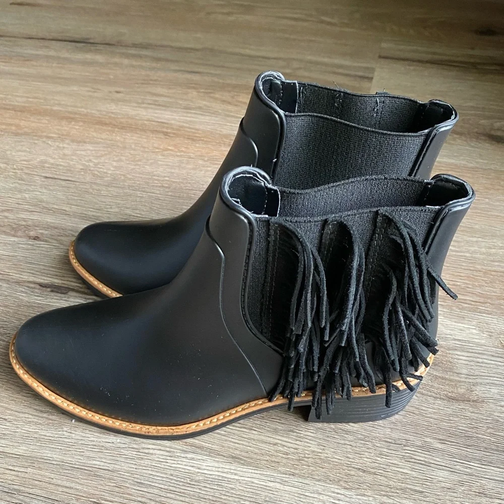 Bernardo Penney Rain Boot With Fringe In Black Size 6 - Picture 6 of 14